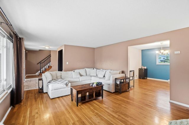 4849 Heatherton Drive, Columbus, OH 43229