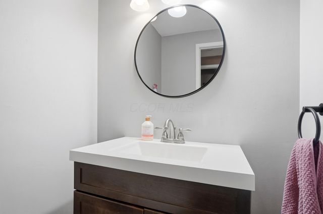 4849 Heatherton Drive, Columbus, OH 43229