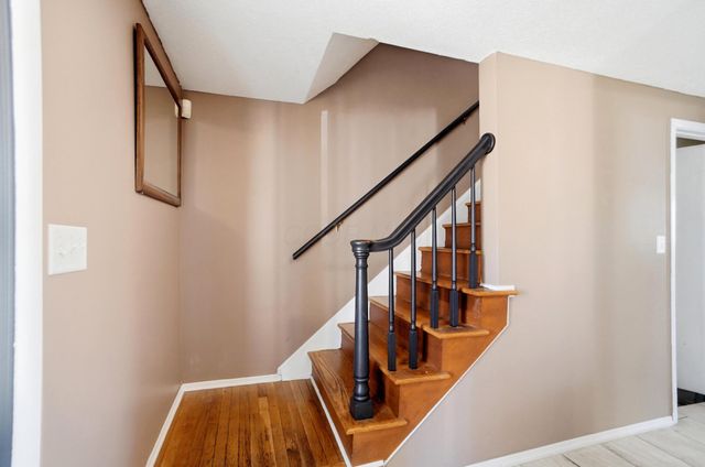 4849 Heatherton Drive, Columbus, OH 43229