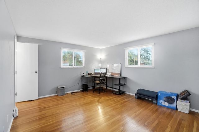 4849 Heatherton Drive, Columbus, OH 43229