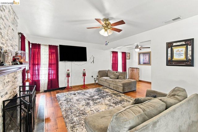 209 Fleming Ave, Vallejo, CA 94590