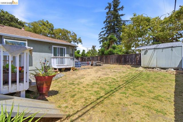 209 Fleming Ave, Vallejo, CA 94590
