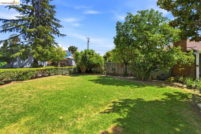 209 Fleming Ave, Vallejo, CA 94590