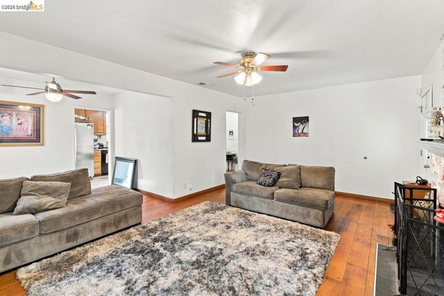 209 Fleming Ave, Vallejo, CA 94590