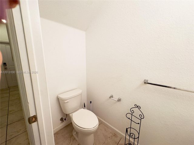 4009 NW 11th Dr, Lauderhill, FL 33313