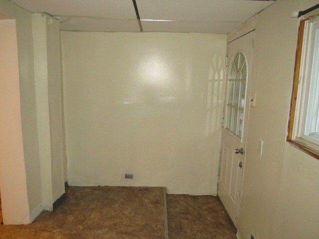 276 Mckinley St, Braddock Hills, PA 15221