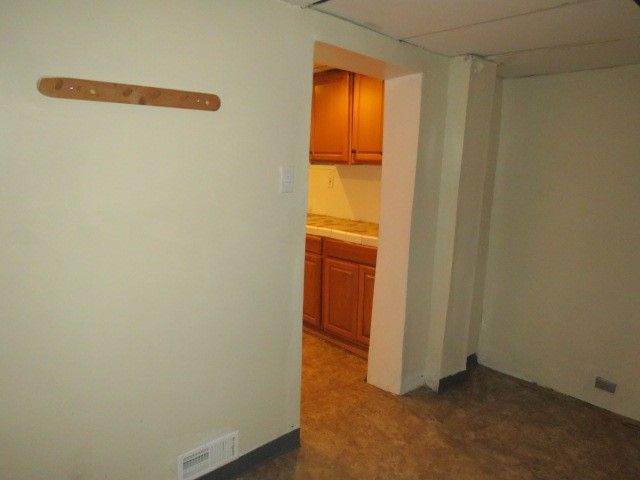 276 Mckinley St, Braddock Hills, PA 15221