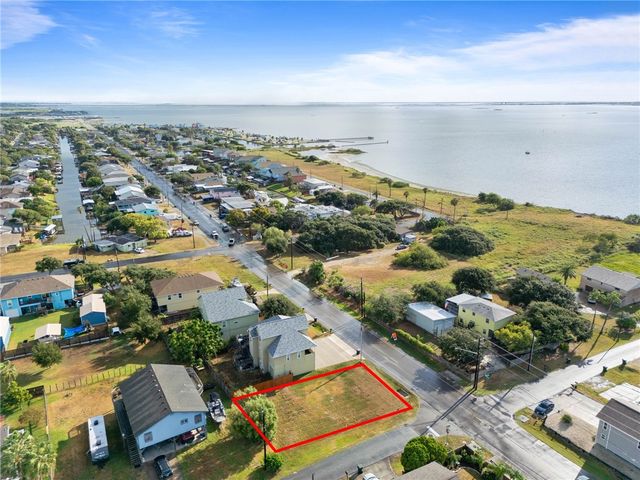 3522 Laguna Shores, Corpus Christi, TX 78418