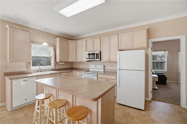 5000 Savin CT, Virginia Beach, VA 23455