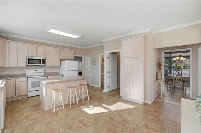 5000 Savin CT, Virginia Beach, VA 23455