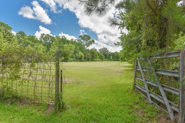 5120 Sjolander Road, Baytown, TX 77521