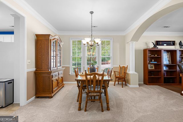 140 Lakeside Court, Fayetteville, GA 30214