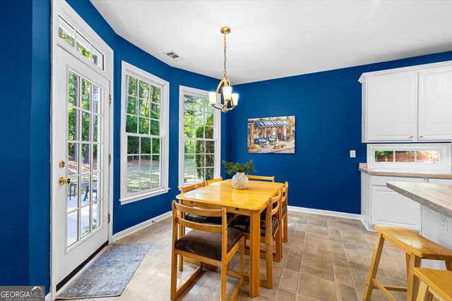 140 Lakeside Court, Fayetteville, GA 30214