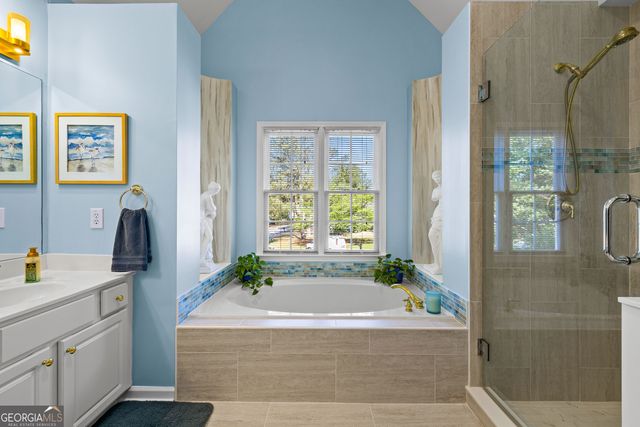 140 Lakeside Court, Fayetteville, GA 30214