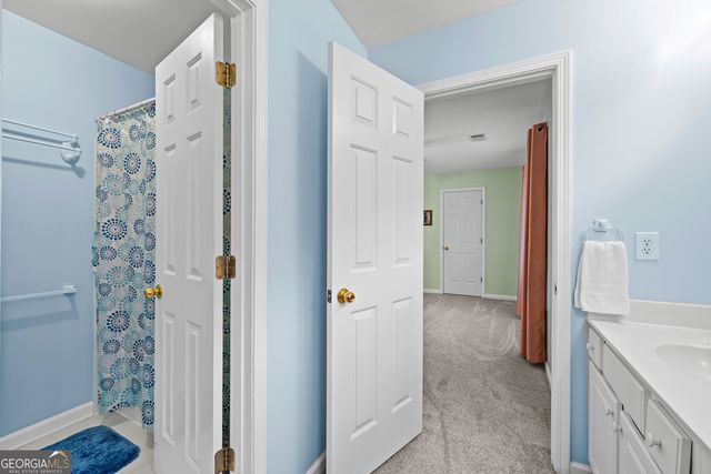 140 Lakeside Court, Fayetteville, GA 30214