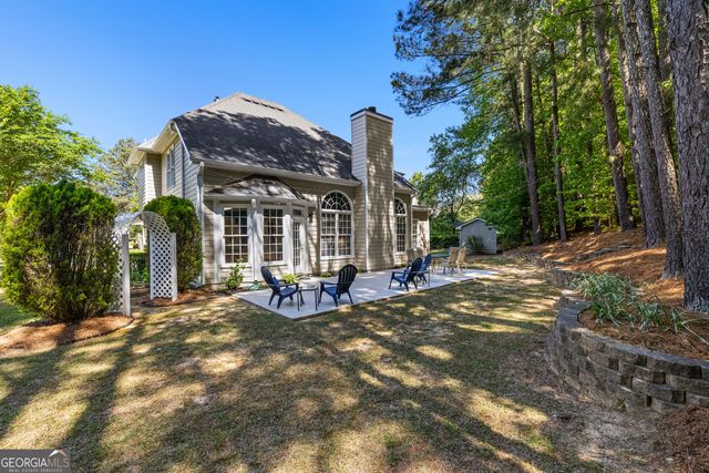 140 Lakeside Court, Fayetteville, GA 30214