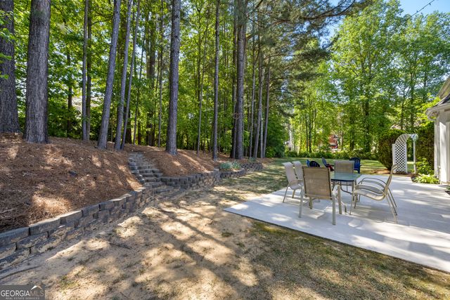 140 Lakeside Court, Fayetteville, GA 30214