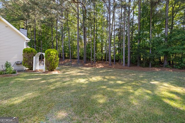 140 Lakeside Court, Fayetteville, GA 30214
