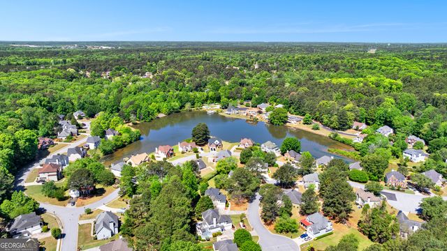 140 Lakeside Court, Fayetteville, GA 30214
