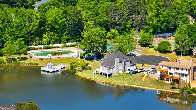 140 Lakeside Court, Fayetteville, GA 30214