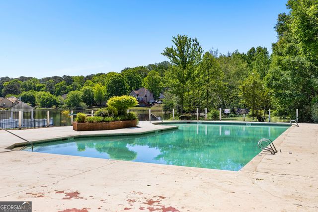 140 Lakeside Court, Fayetteville, GA 30214