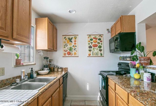 406 Russell Avenue, 5, Long Beach, MS 39560