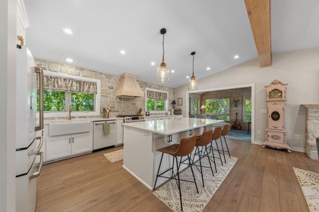 19143 Orchard Trail, Lakeville, MN 55044