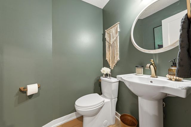 19143 Orchard Trail, Lakeville, MN 55044