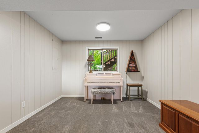 19143 Orchard Trail, Lakeville, MN 55044