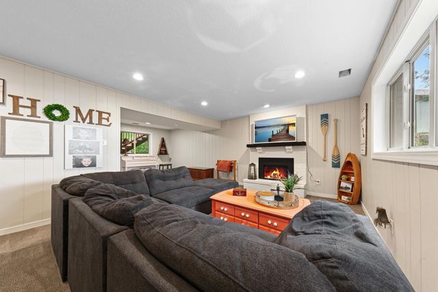 19143 Orchard Trail, Lakeville, MN 55044