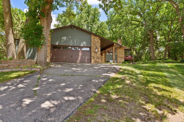 19143 Orchard Trail, Lakeville, MN 55044