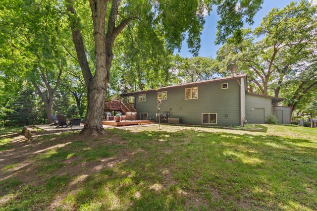 19143 Orchard Trail, Lakeville, MN 55044