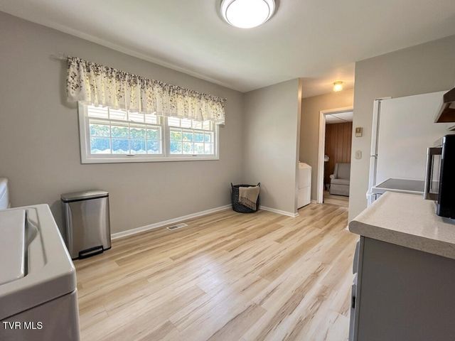 3504 Rustic Hills Drive, Kingsport, TN 37660