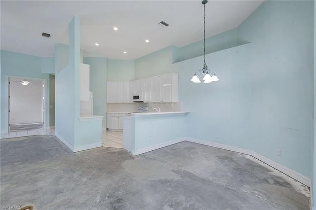 25380 GALASHIELDS CIR, Bonita Springs, FL 34134