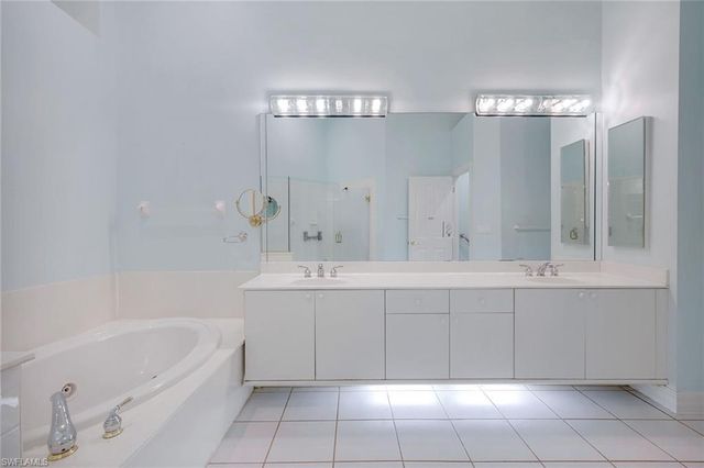 25380 GALASHIELDS CIR, Bonita Springs, FL 34134