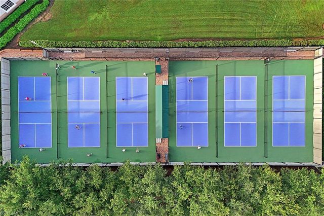 25380 GALASHIELDS CIR, Bonita Springs, FL 34134