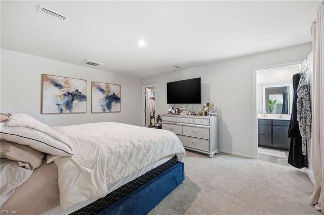 319 Forecastle ST, Portsmouth, VA 23701