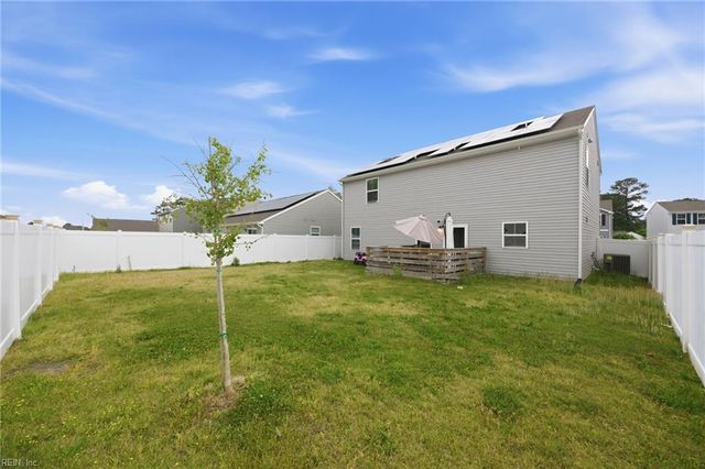 319 Forecastle ST, Portsmouth, VA 23701