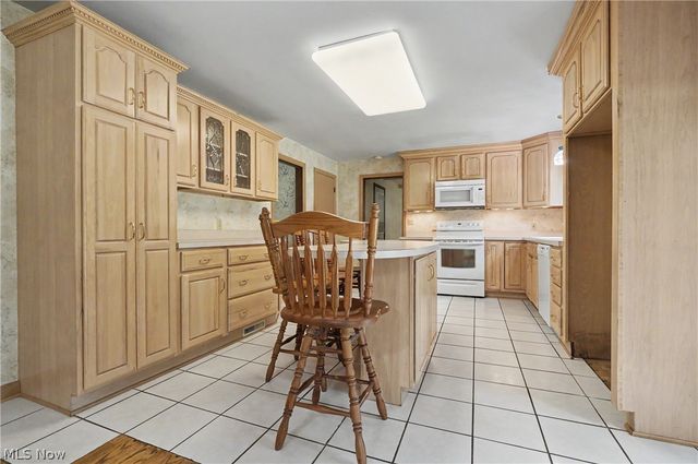 2053 Walker Mill Road, Youngstown, OH 44514
