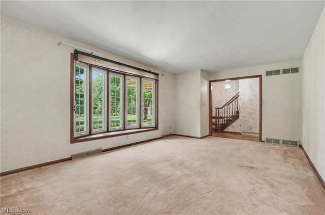 2053 Walker Mill Road, Youngstown, OH 44514