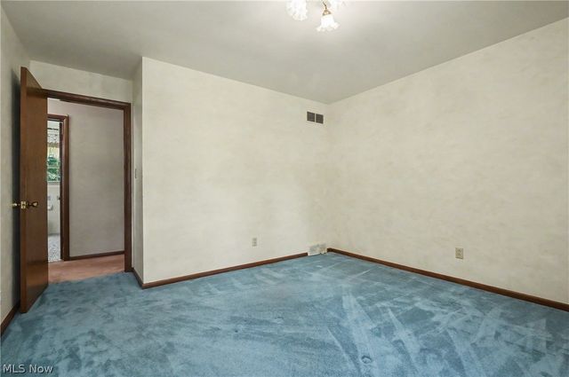 2053 Walker Mill Road, Youngstown, OH 44514