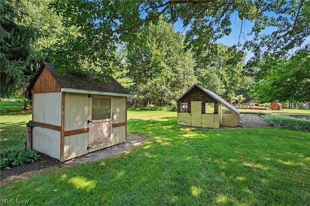 2053 Walker Mill Road, Youngstown, OH 44514