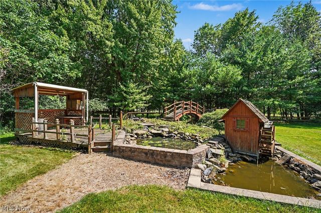 2053 Walker Mill Road, Youngstown, OH 44514