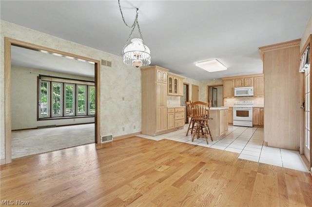 2053 Walker Mill Road, Youngstown, OH 44514