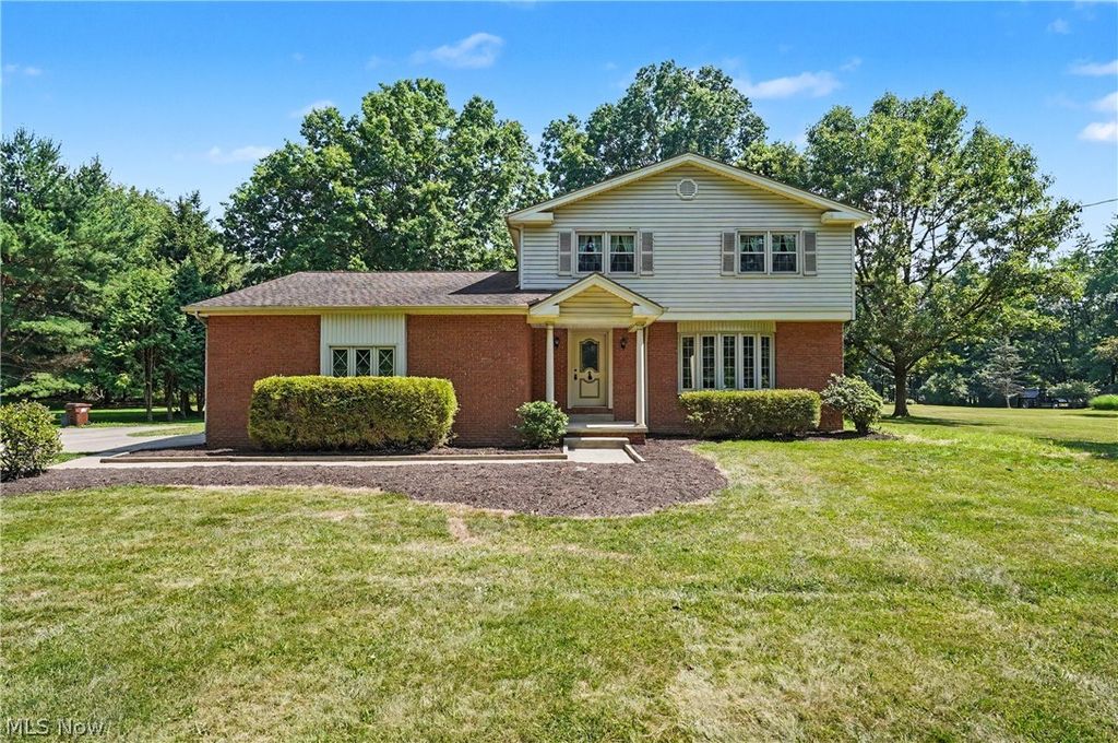 2053 Walker Mill Road, Youngstown, OH 44514