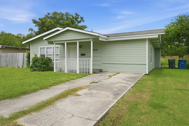 1221 Bernice Dr, Corpus Christi, TX 78412