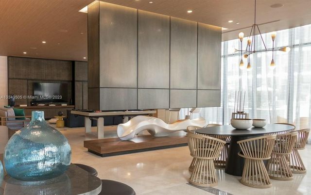 55 SW 9th Street 3209, Miami, FL 33130