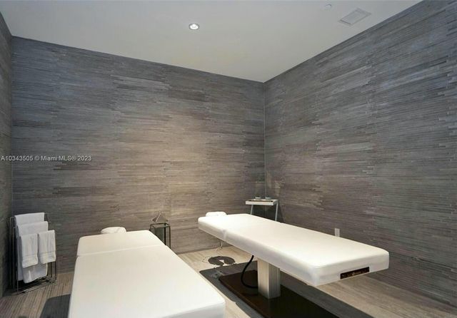 55 SW 9th Street 3209, Miami, FL 33130