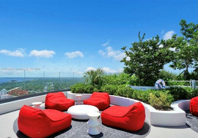 55 SW 9th Street 3209, Miami, FL 33130