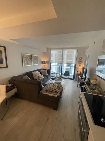 55 SW 9th Street 3209, Miami, FL 33130